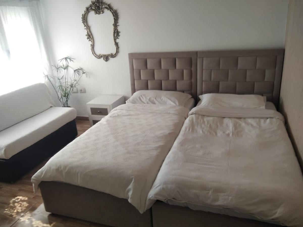 Guest-Room Zoi&Teri Tepelene Exteriör bild